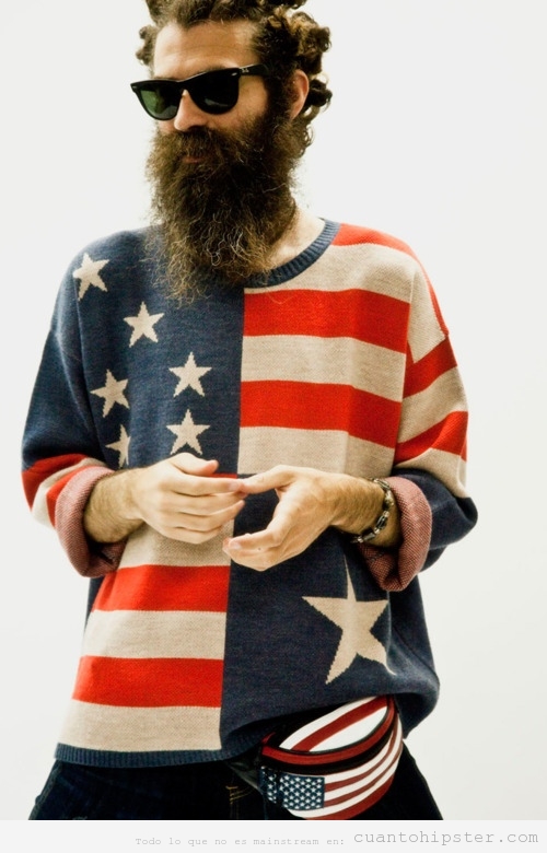 Chico con look hipster, barba y jersey de USA