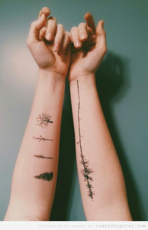 Tatuaje hipster de árboles en el antebrazo