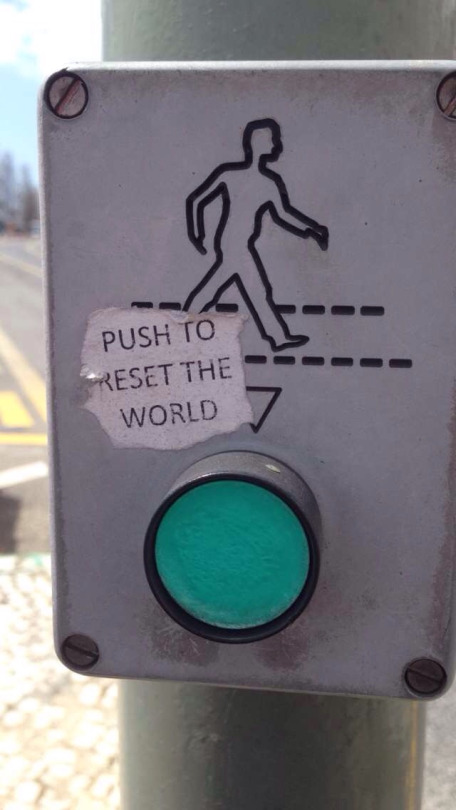 Botón semáforo resetear el mundo