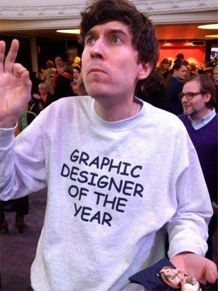 Diseñador gráfico del año, sudadera con tipografía Comic Sans