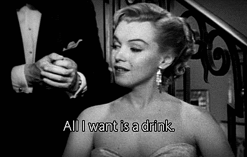 Gif animado Marilyn Monroe All I want is a drink