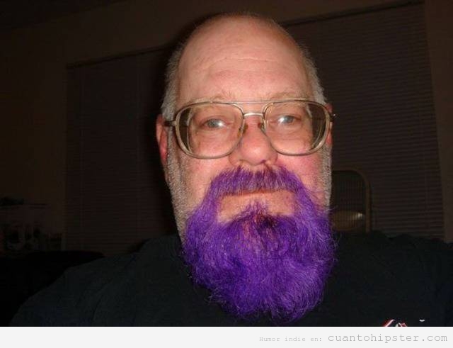 Abuelo hipster o yayohipster con barba color lila