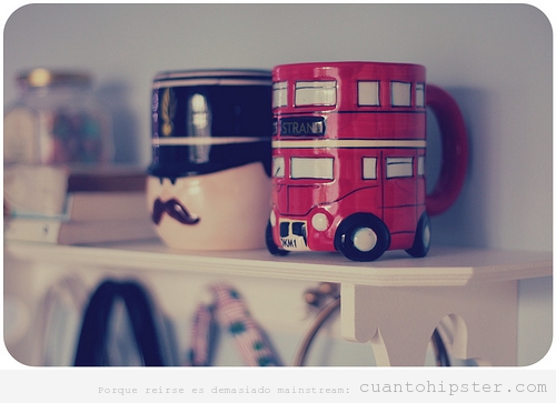 Tazas de café muy hipster, autobús Londres