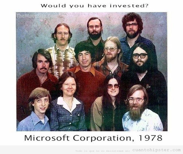Foto curiosa de Microsoft Corporation en 1978 con Bill Gates de joven