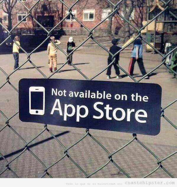 Niños jugando en la calle con cartek de not avaliable app store
