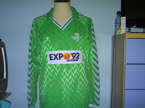 Camiseta vintage del Betis Expo 92