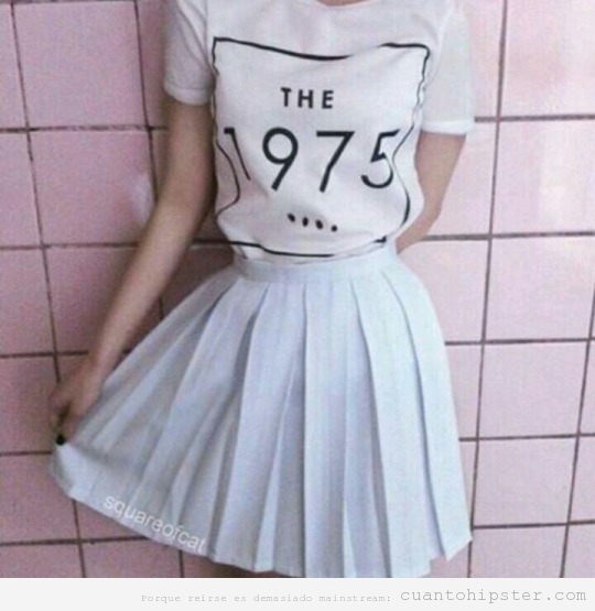 Camiseta look hipster The 1975