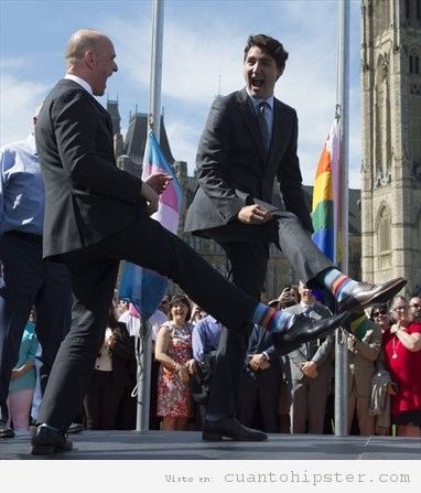 Calcetines Trudeau orgullo gay